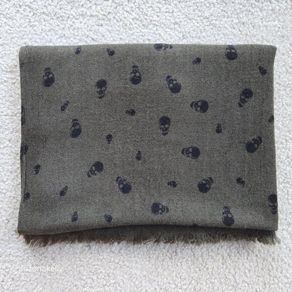 Mossimo Lightweight Wool Woven Scarf Olive Green Black Skulls - Picture 5 of 14